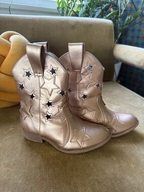 Kids Metallic Rose Gold Star Western Boots size 12